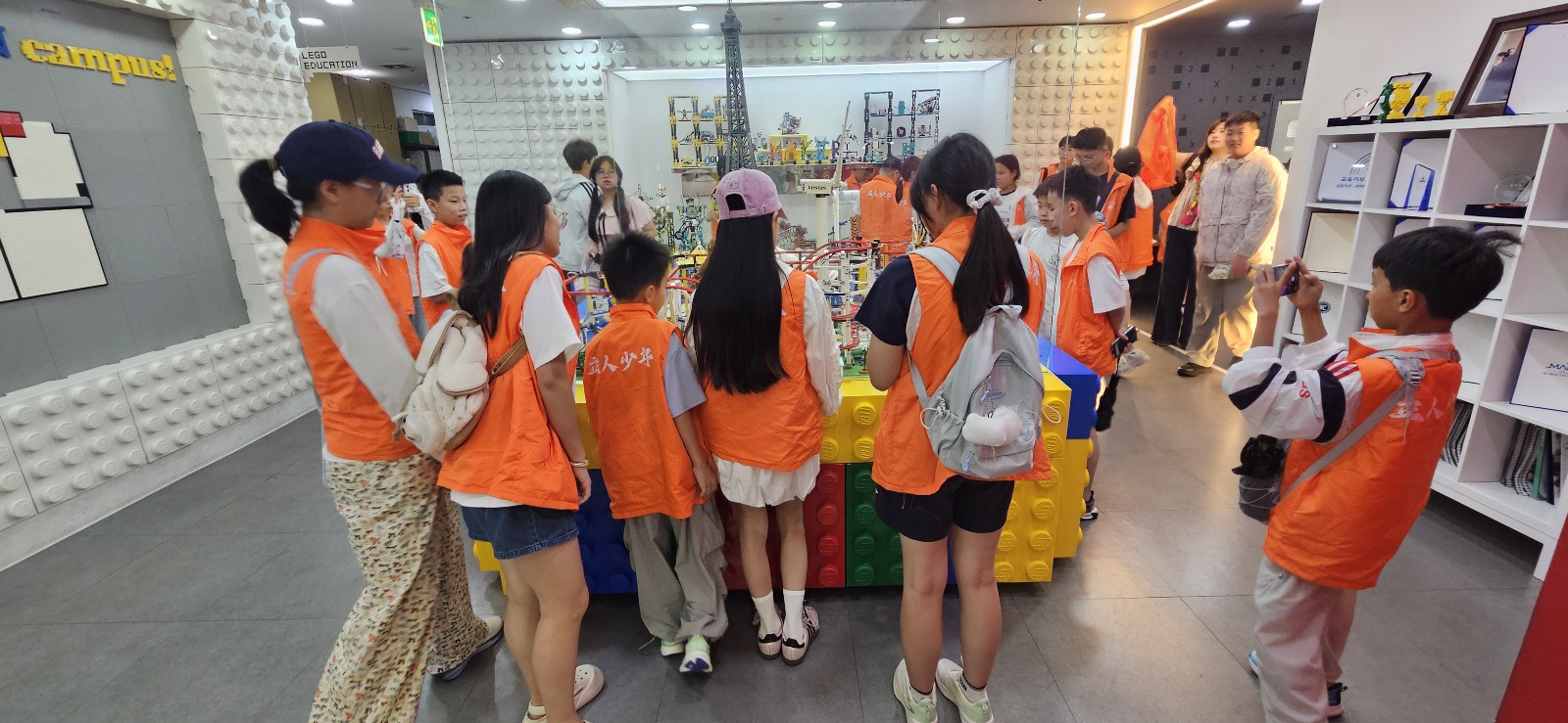 ef8a096bb543c.jpg