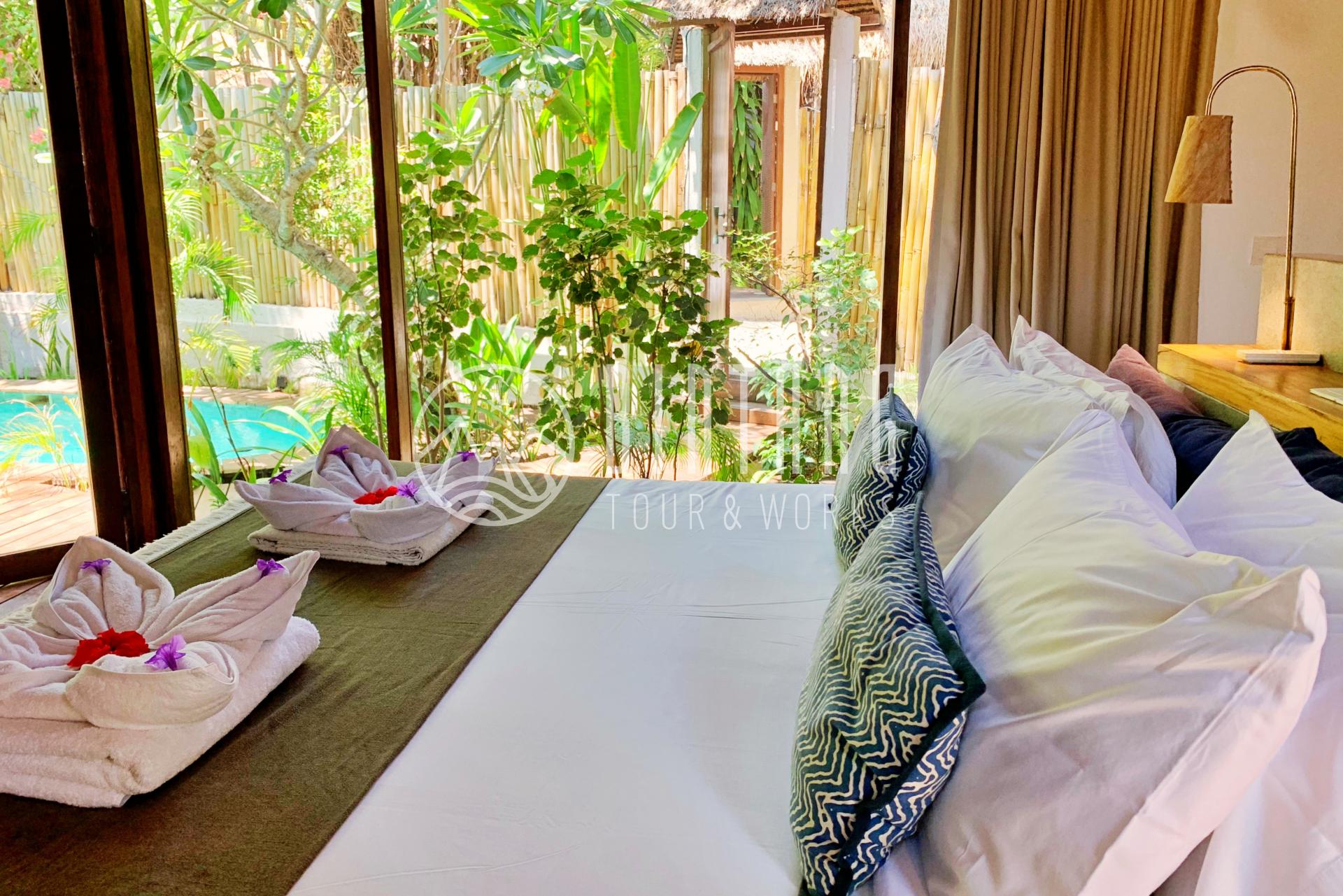 채광이 잘되어 따듯하고 밝은 느낌의 침실