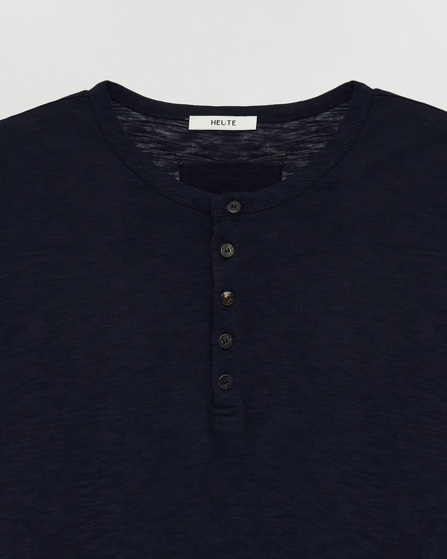 [HEUTE] BASE SLUB HENLEY NECK T-SHIRT (NAVY)