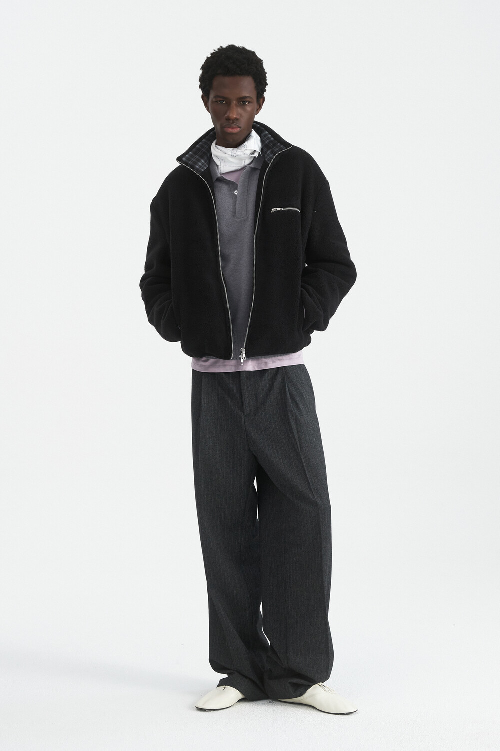 [WINDER] COLLAR CONTRAST FLEECE JUMPER - BLACK