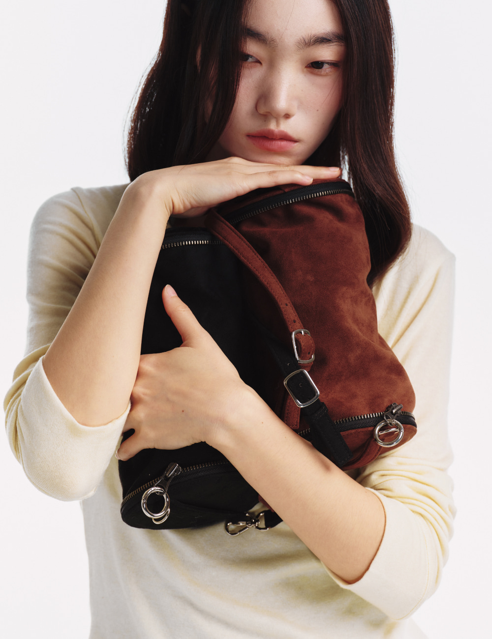 [GEN:RE] Archive Trouser Round Bag Brown