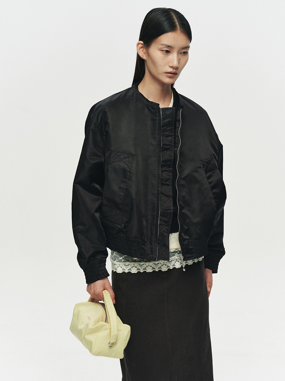 [HEUTE]FRAME COLLARLESS BOMBER JACKET (BLACK)