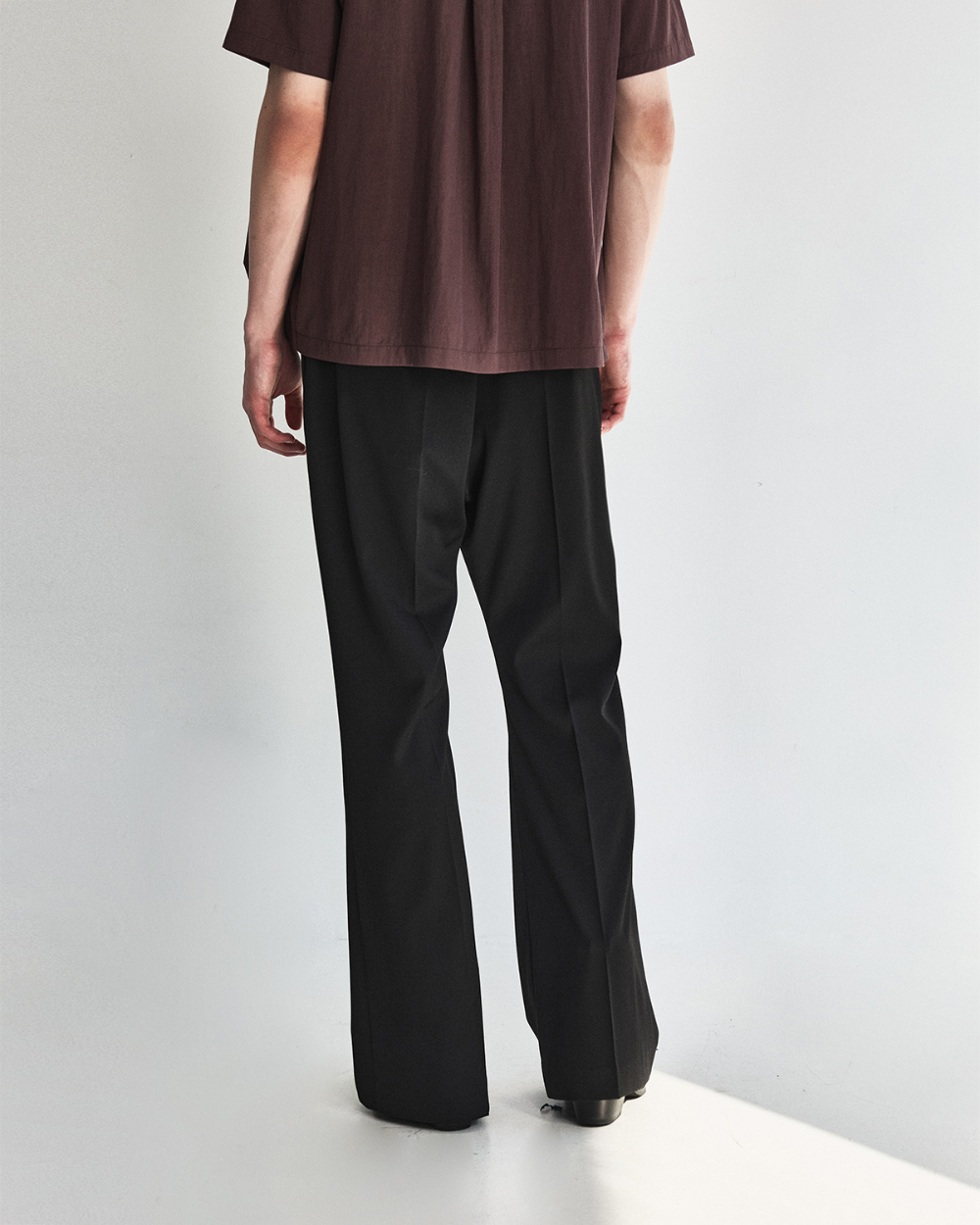 [kineto] Lustre Relaxed Wool Flare Pants_Black