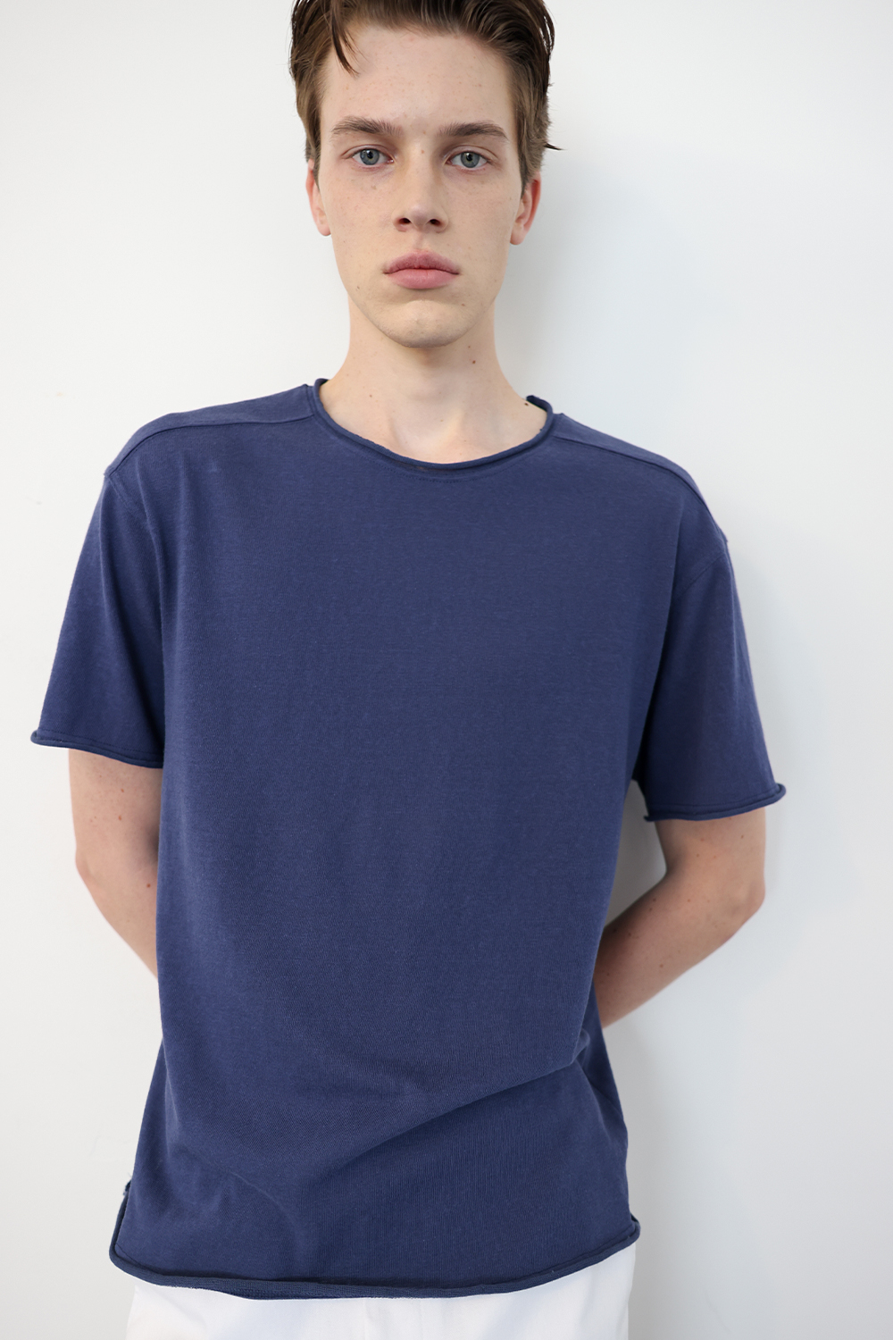 [ANYTIME LOREAK] YUCCA RAW-EDGE HALF KNIT -BLUE