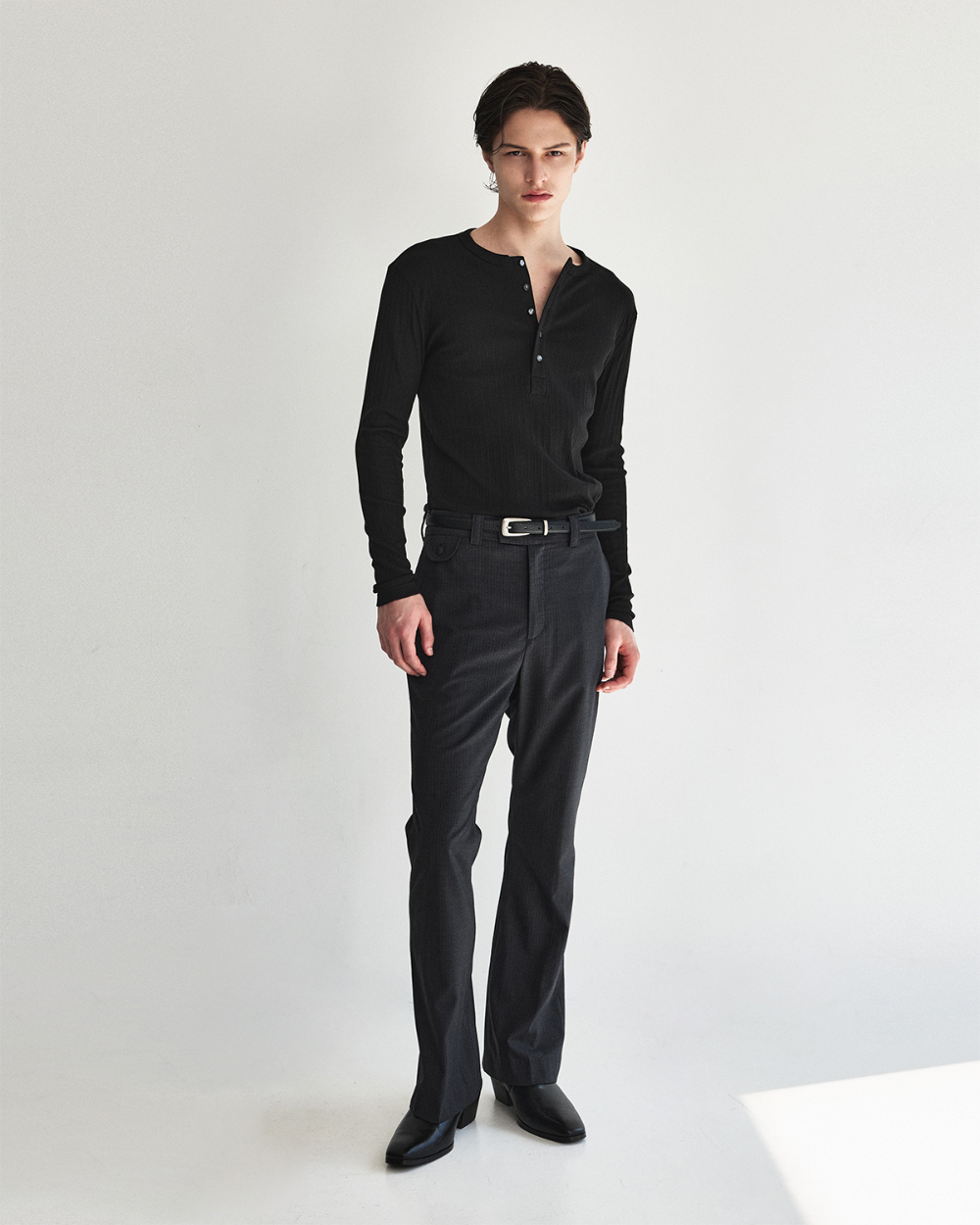 [kineto] Fine Cotton Ribbed Henley Top_Black