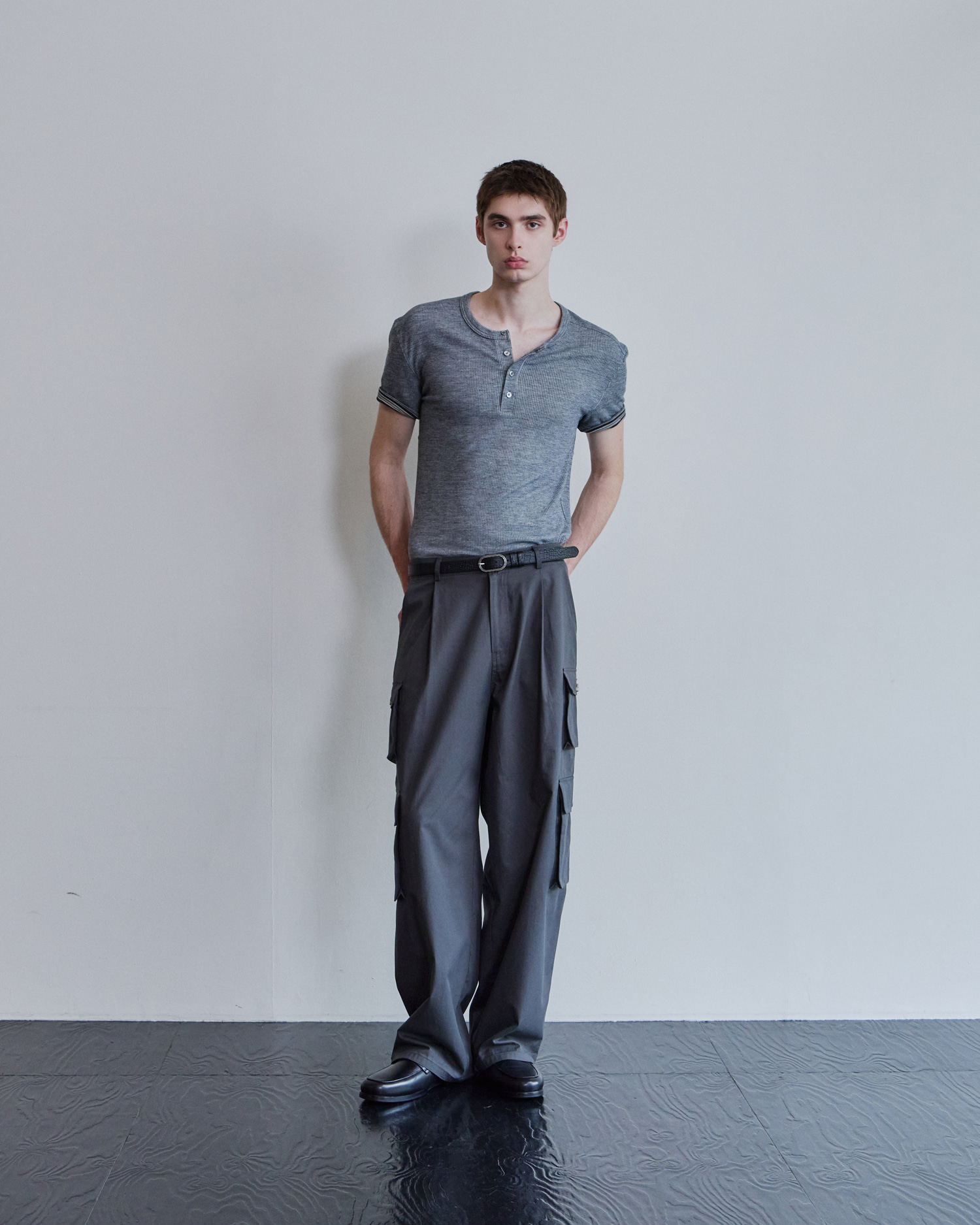 [WAVINESS] Ribbed Layered Henley-Neck T-shirts - Light Grey