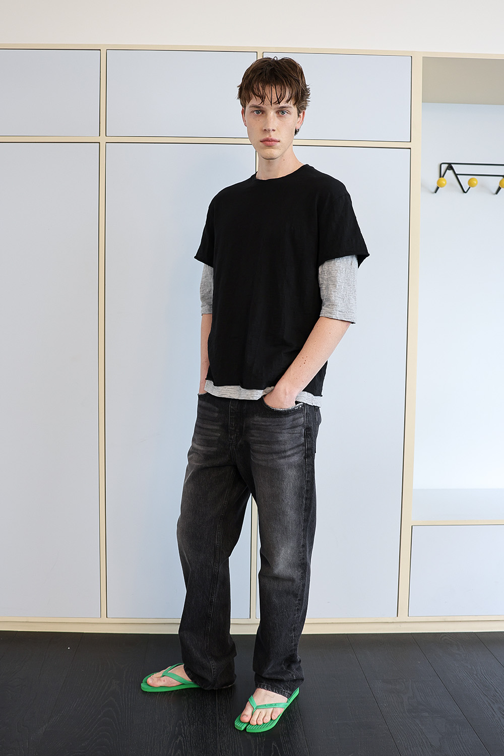 [ANYTIME LOREAK] FADE SLUB HALF T-SHIRT - BLACK