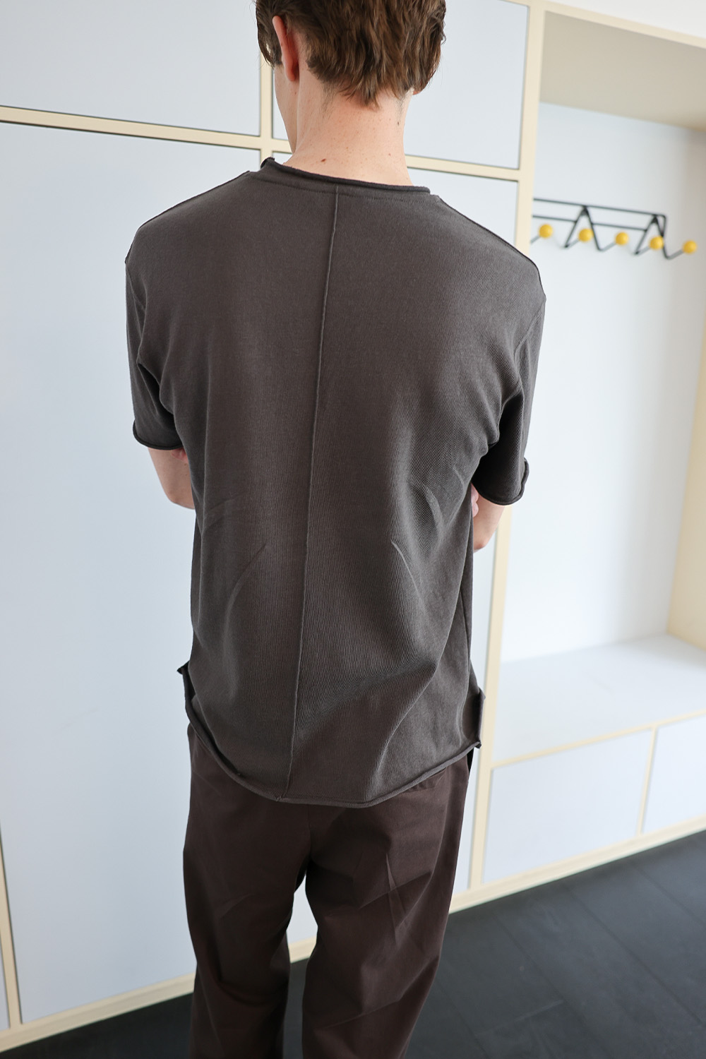 [ANYTIME LOREAK] YUCCA RAW-EDGE HALF KNIT -CHARCOAL