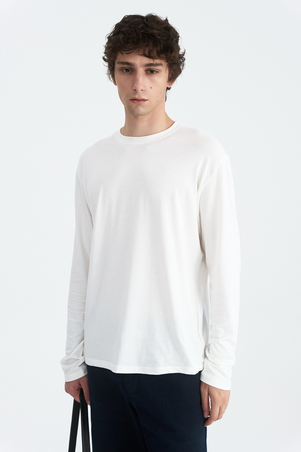 [WINDER] MODAL BLEND JERSEY TOP - OFF WHITE