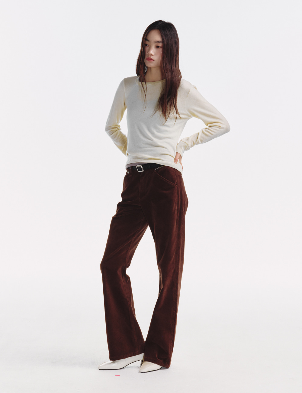 [GEN:RE] Pinched Neck Cut and Sew Wool Knit Light Yellow