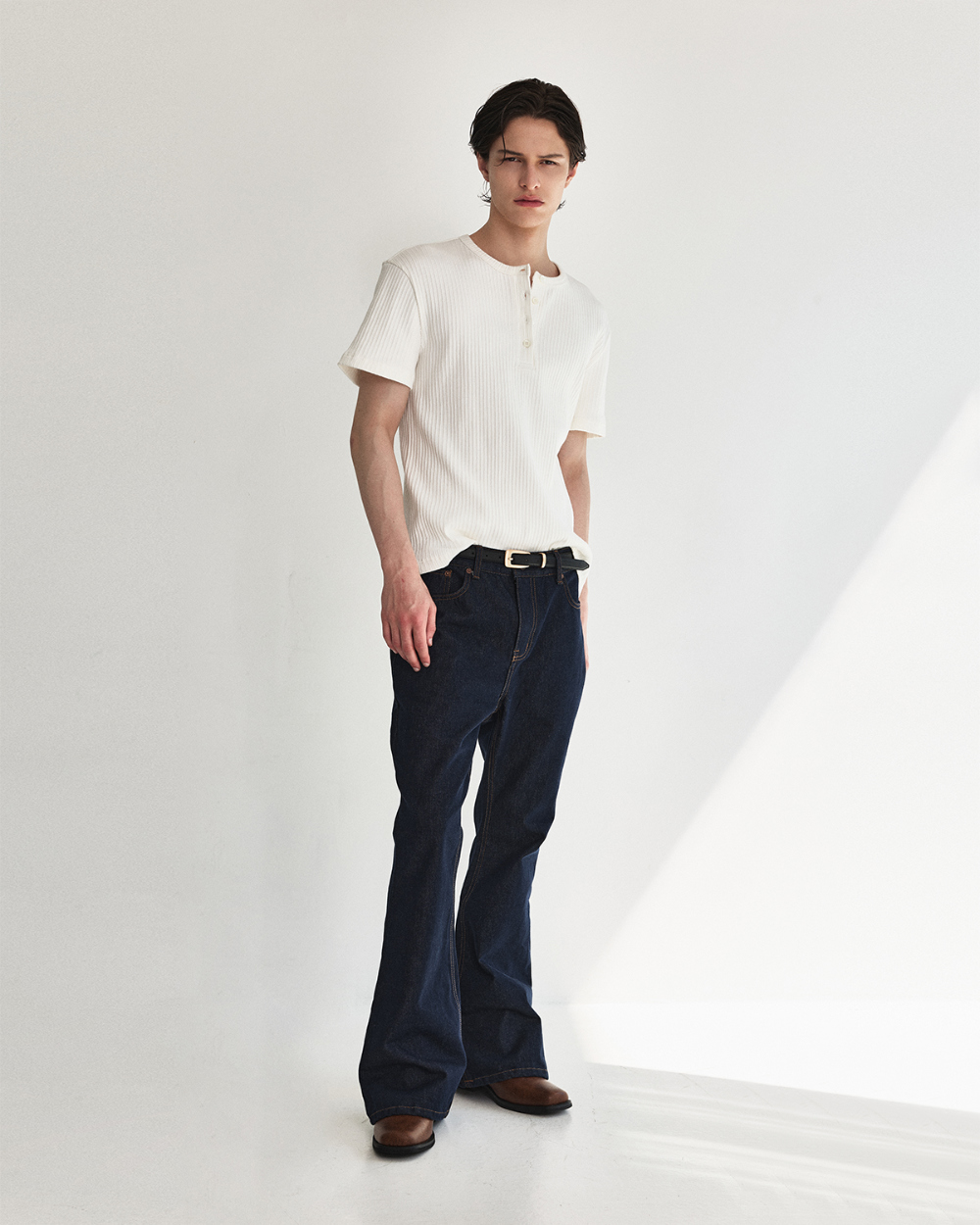 [kineto] Wale Cotton Henley Neck Top_White