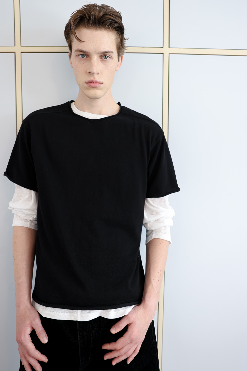 [ANYTIME LOREAK] YUCCA RAW-EDGE HALF KNIT - BLACK