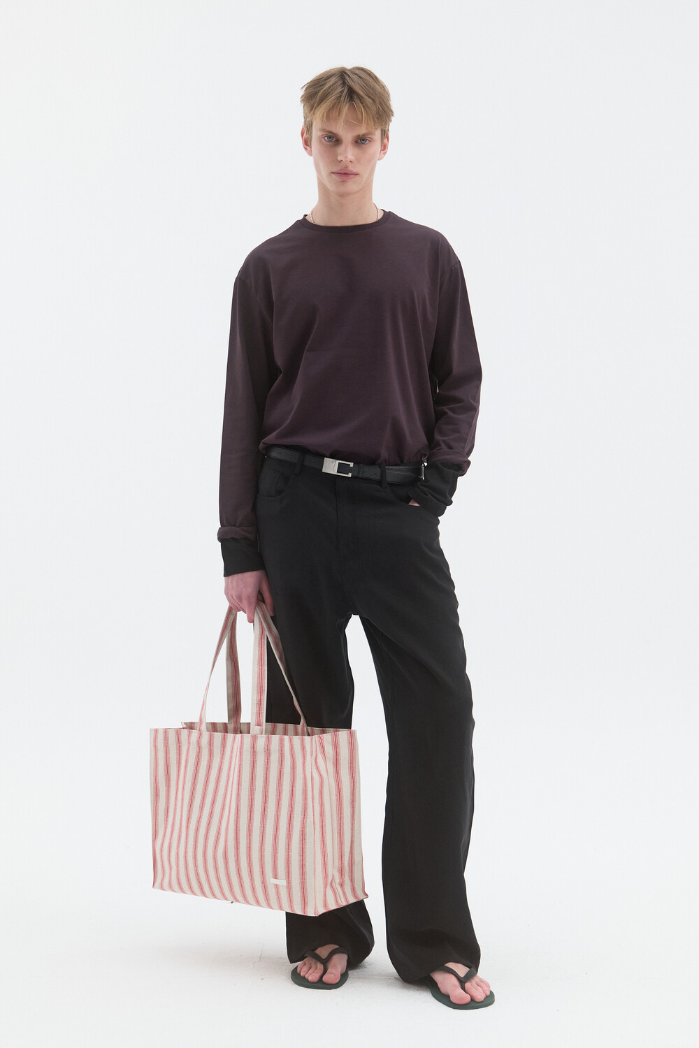 [WINDER] LAYERED SLEEVE JERSEY TOP - DARK PLUM / BLACK