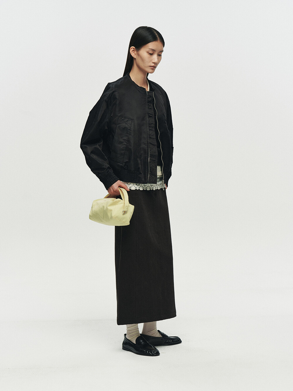 [HEUTE]FRAME COLLARLESS BOMBER JACKET (BLACK)