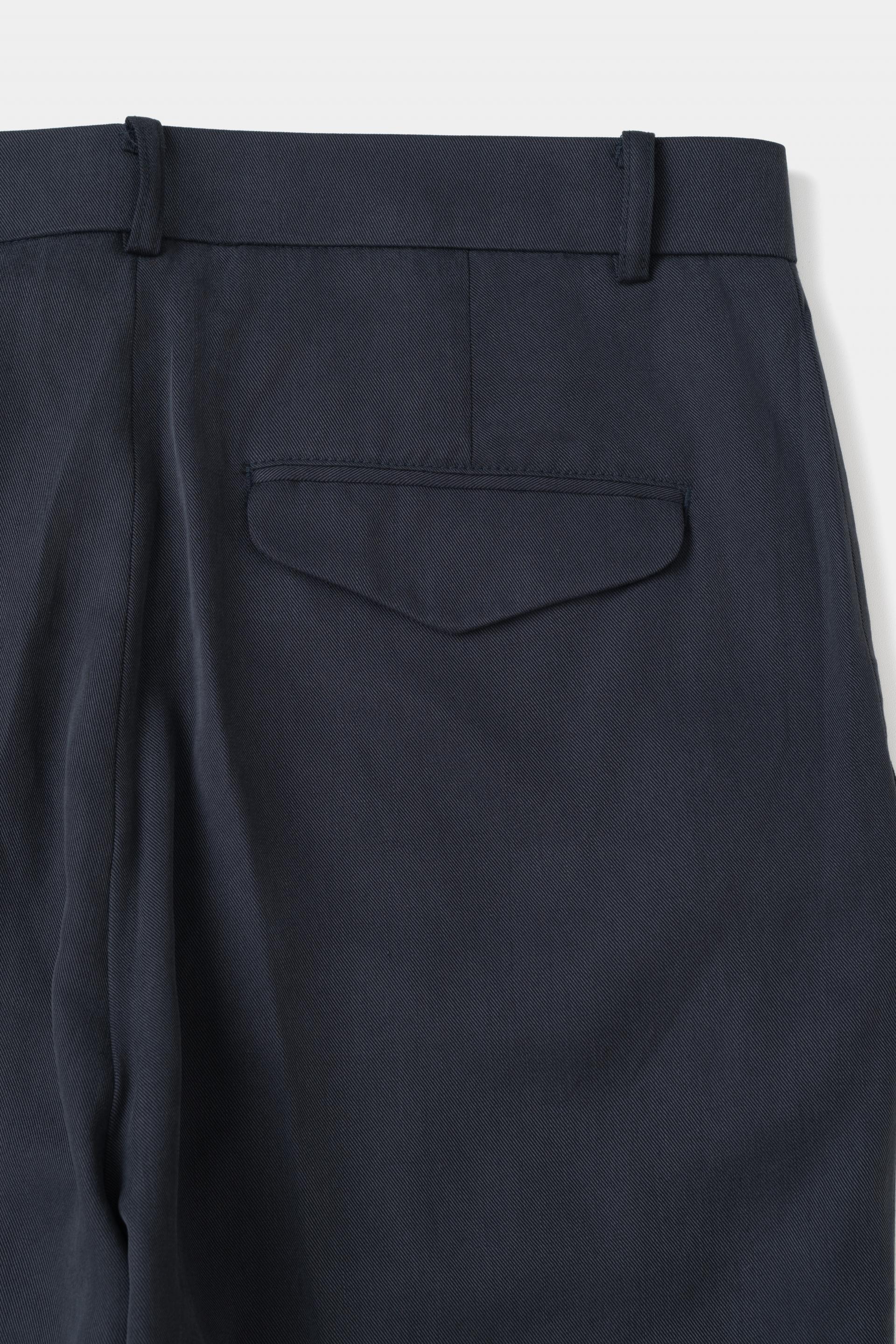 [KANGJUNGSEOK] HIRA SLACKS,Navy