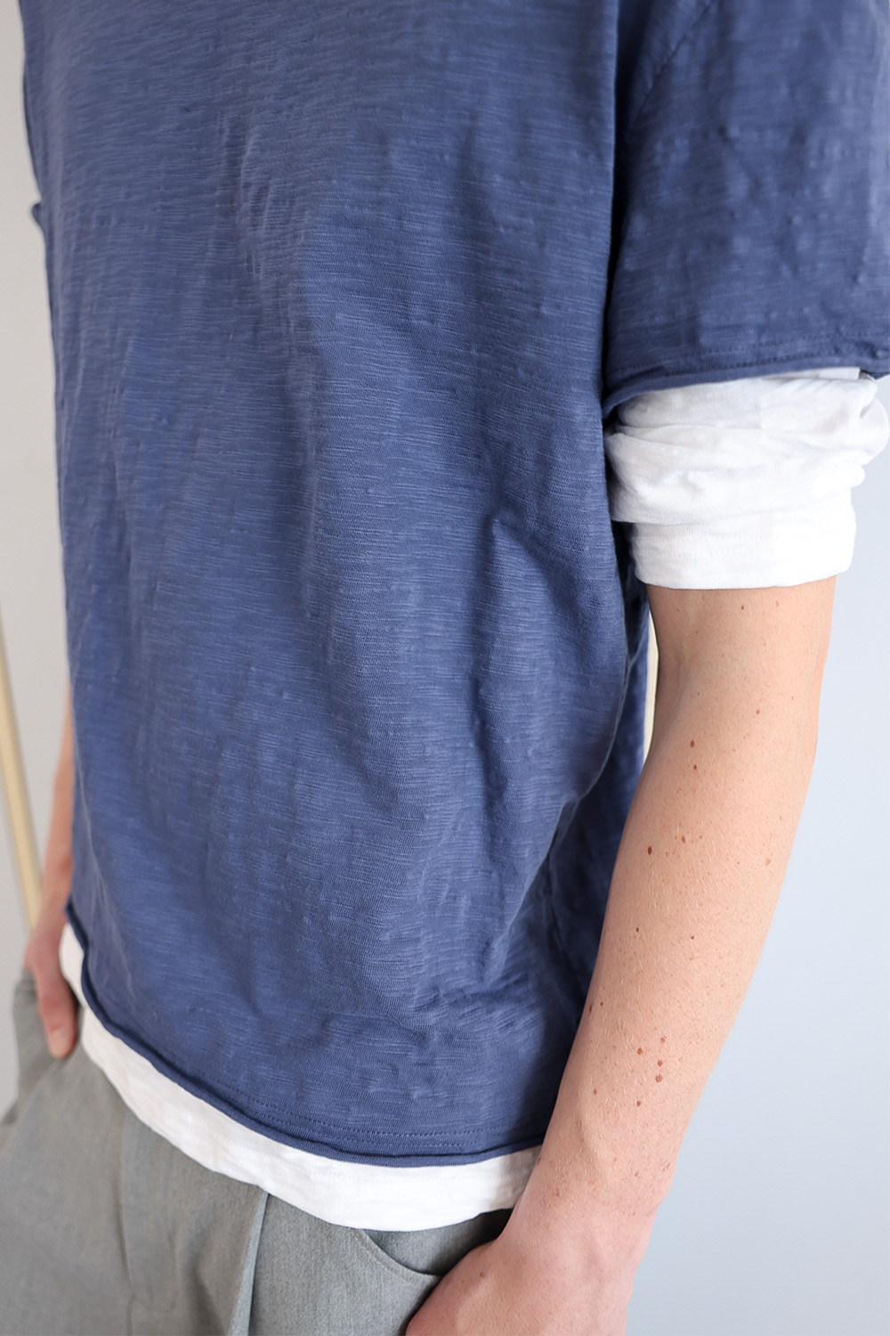 [ANYTIME LOREAK] FADE SLUB HALF T-SHIRT - VINTAGE BLUE