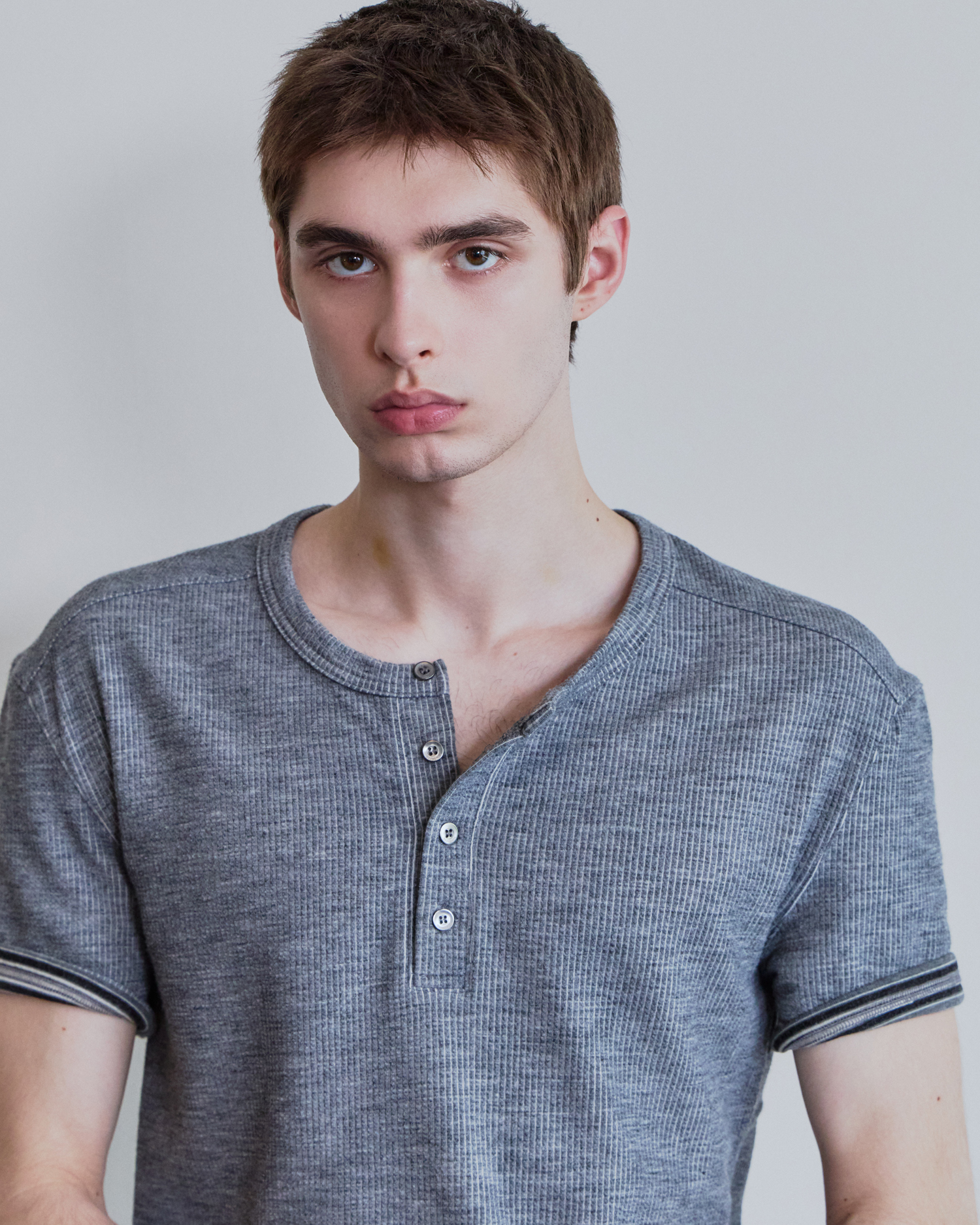 [WAVINESS] Ribbed Layered Henley-Neck T-shirts - Light Grey