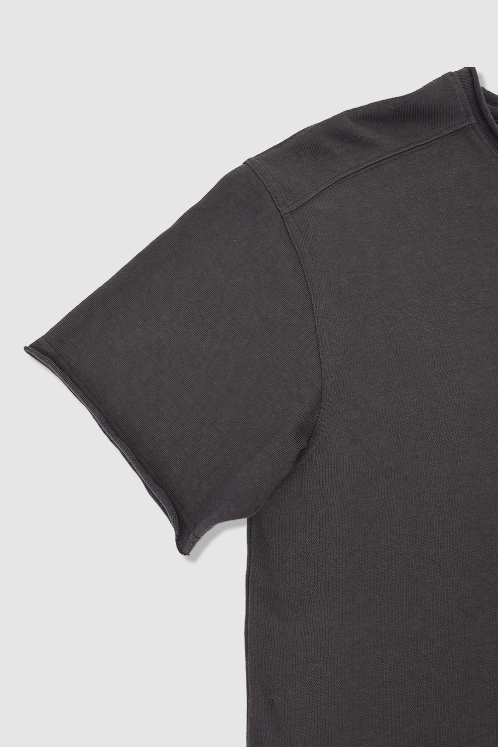 [ANYTIME LOREAK] YUCCA RAW-EDGE HALF KNIT -CHARCOAL