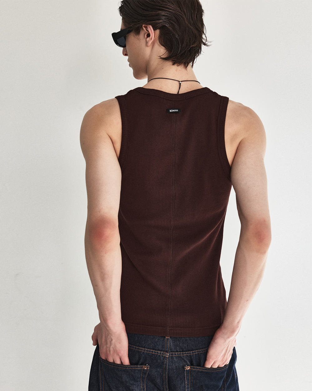 [kineto] Sleek Ribbed Sleeveless Top_Brown