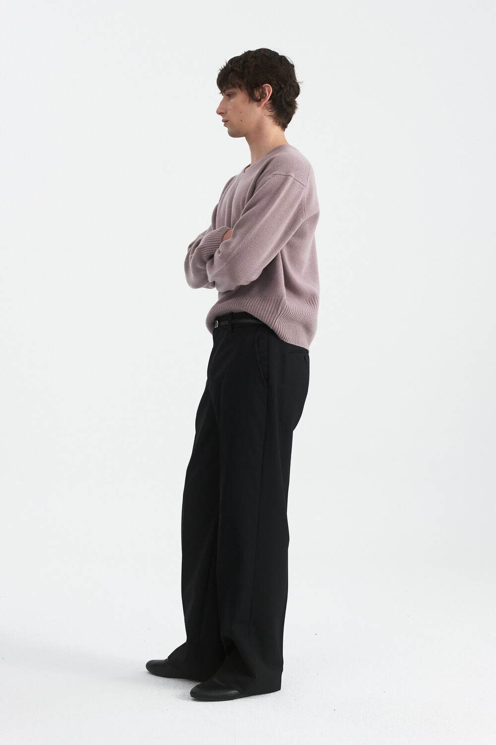 [WINDER] CONTOUR RIB WOOL V NECK SWEATER - MUTED LAVENDER