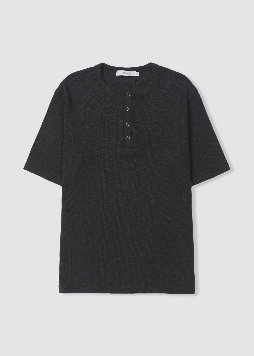 [WINDER x 103 MONSIEUR EXCLUSIVE]] SNAP HENLEY NECK SHORT TOP - CHAROCAL [103 MONSIEUR EXCLUSIVE]