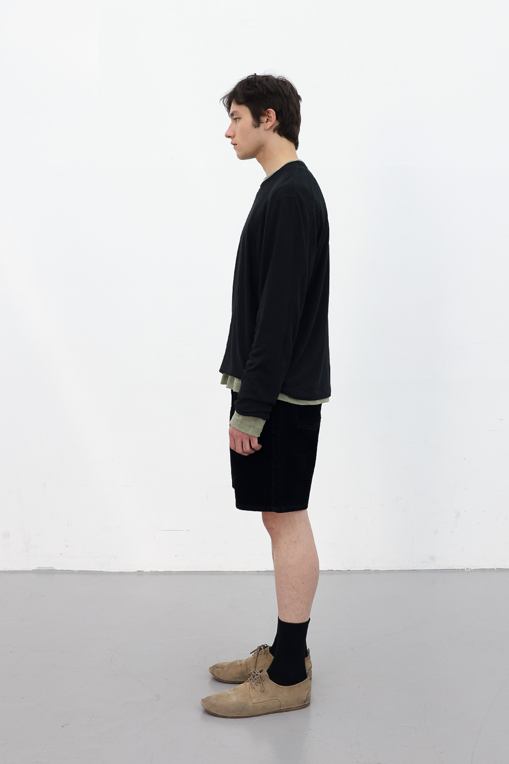 [ANYTIME LOREAK] CAMELLIA LAYERED TEE - KHAKI/BLACK
