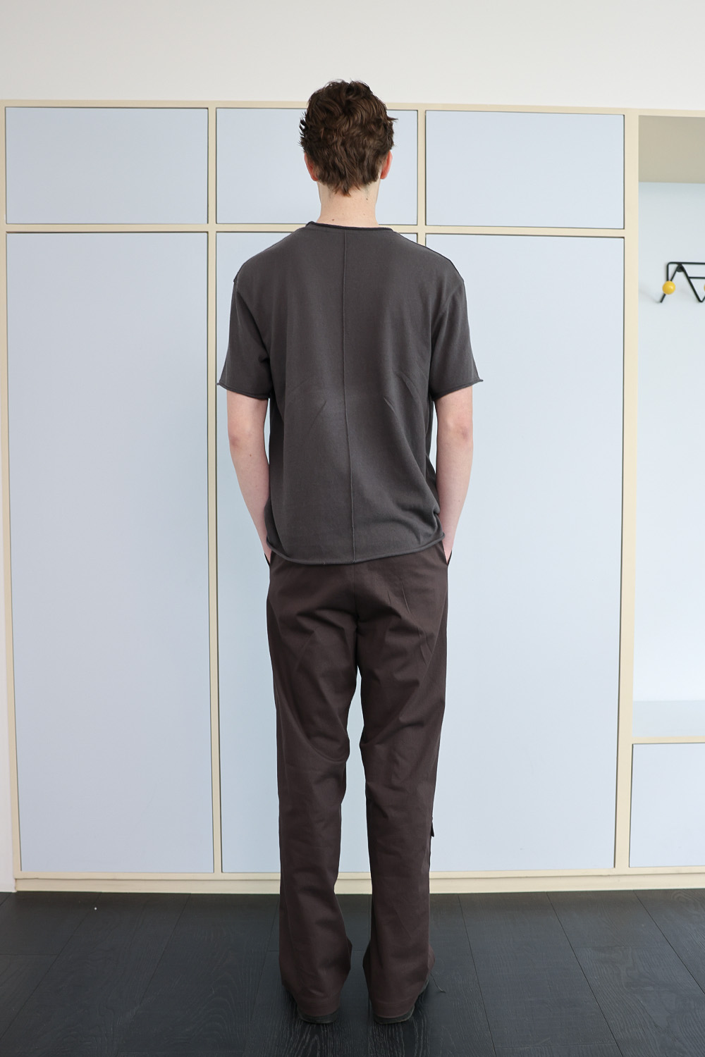 [ANYTIME LOREAK] YUCCA RAW-EDGE HALF KNIT -CHARCOAL