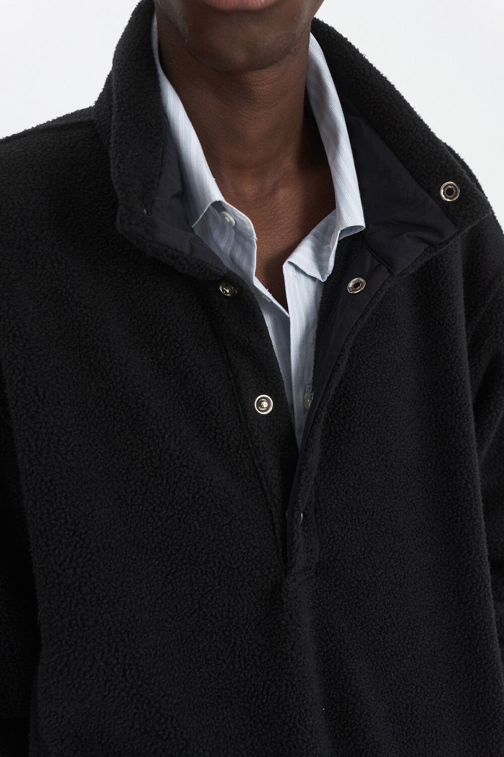 [WINDER] RING SNAP FLEECE PULL OVER -BLACK