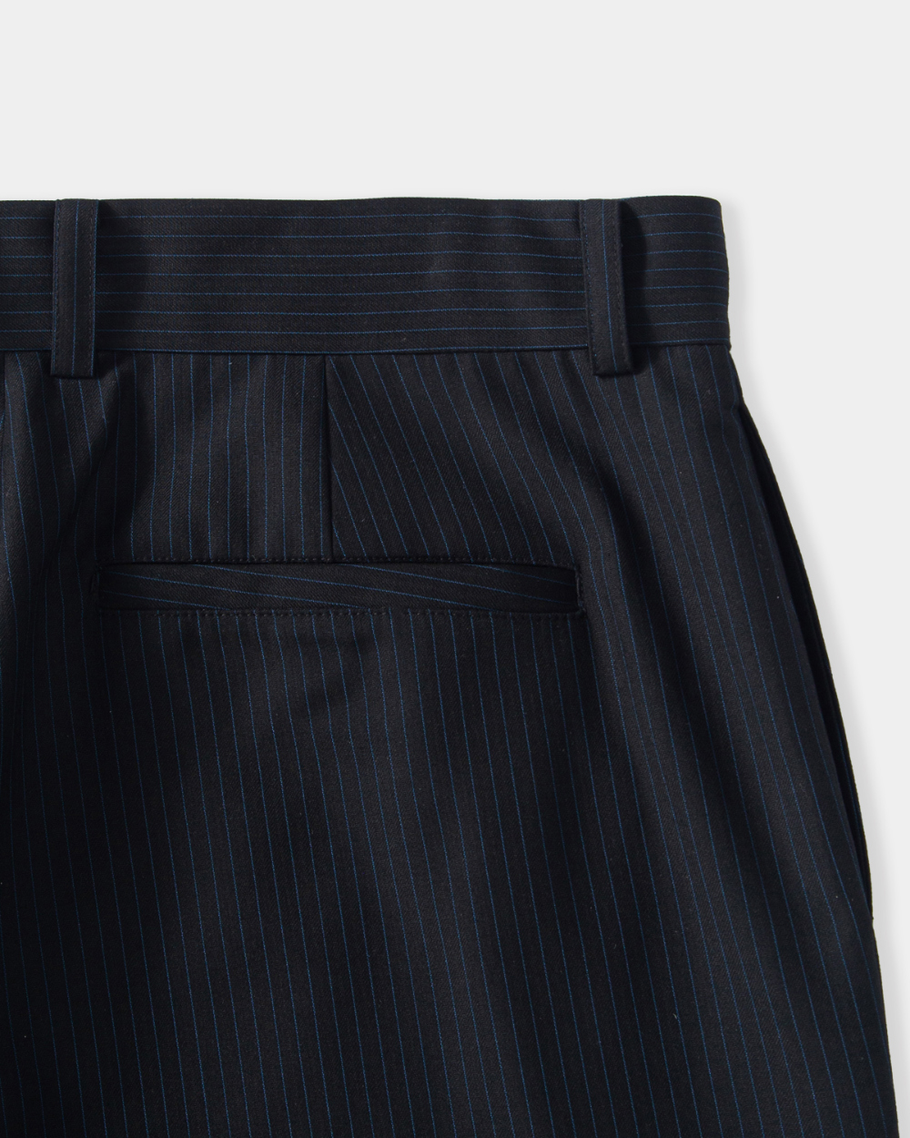 [kineto] Lustre Relaxed Wool Flare Pants_Stripe Black