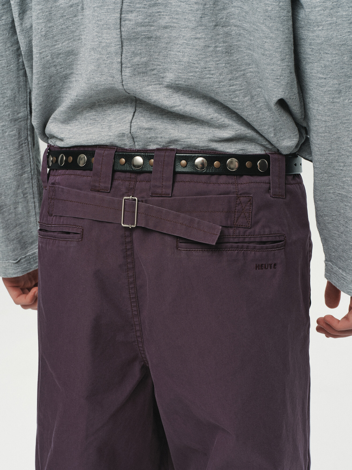 [HEUTE] CURVE LINE WIDE PANTS (PURPLE)