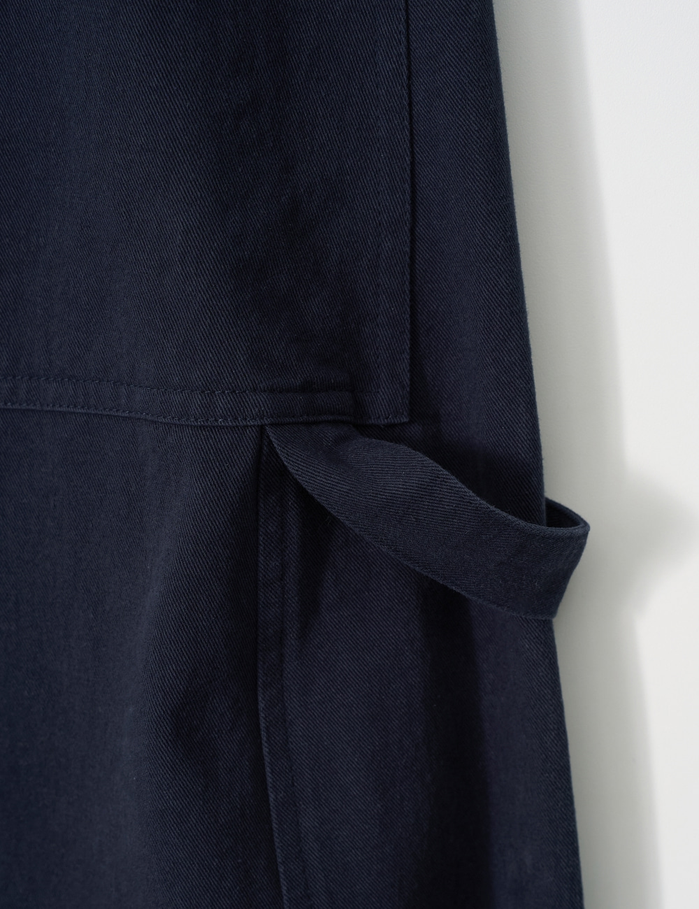 [GEN:RE] Arch Carpenter Chino Pants Navy