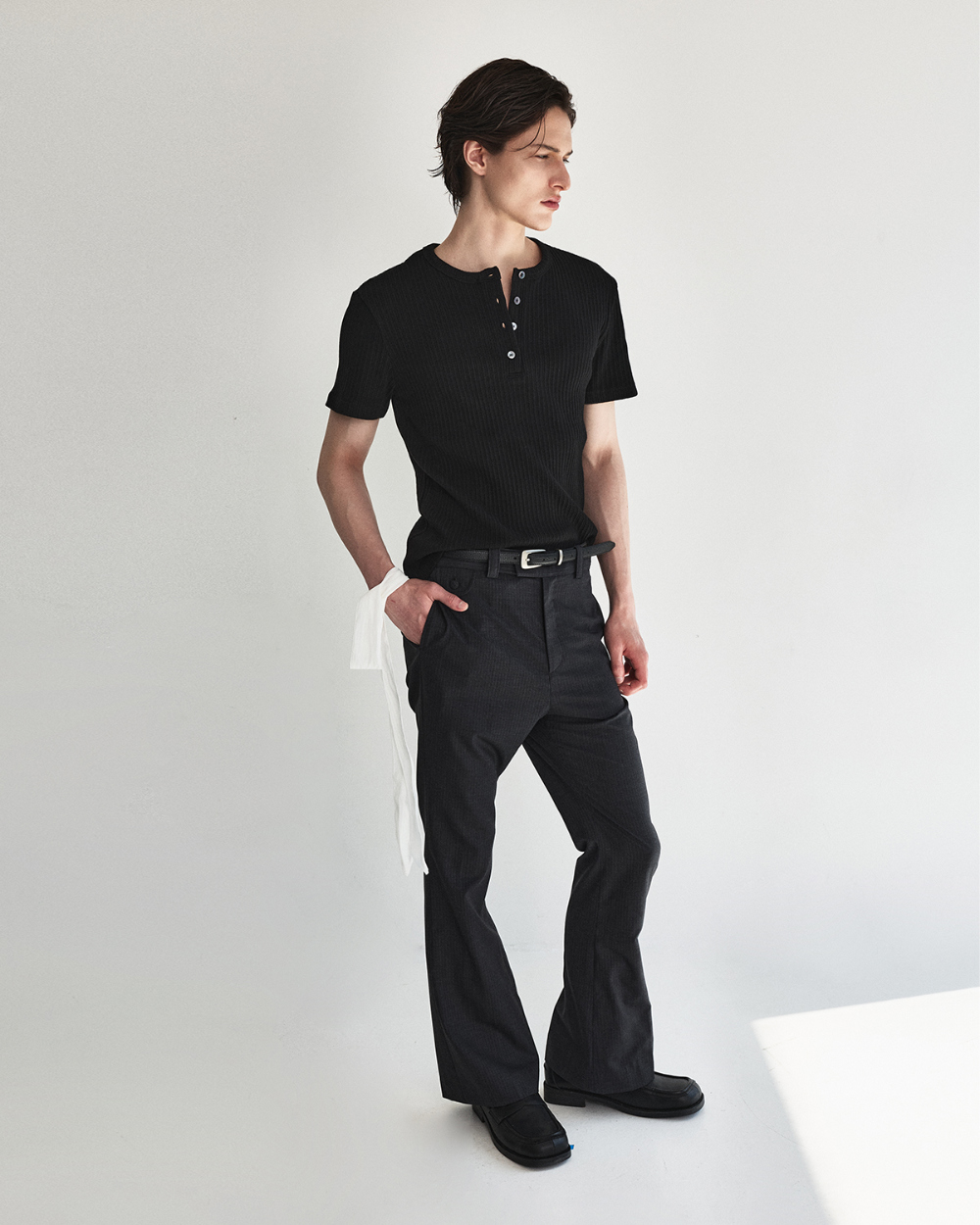 [kineto] Wale Cotton Henley Neck Top_Black