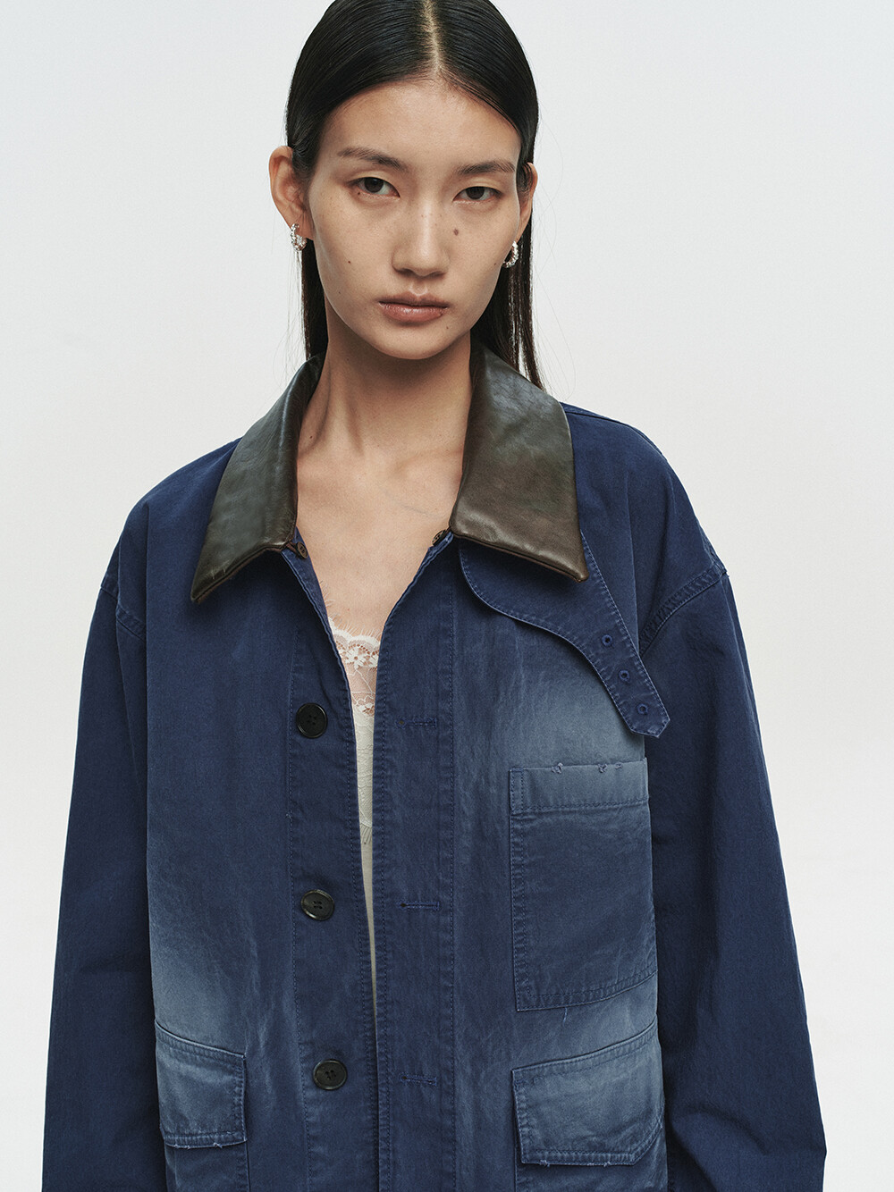 [HEUTE] CONTRAST COLLAR FIELD JACKET (NAVY)