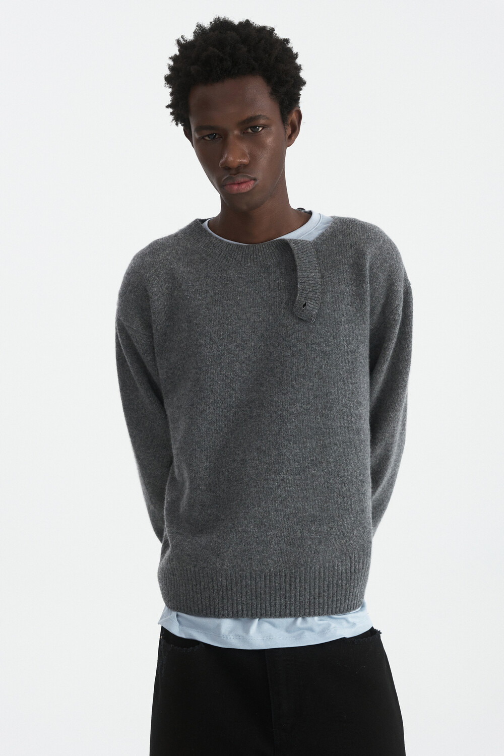[WINDER] SLIT MERINO WOOL SWEATER - MELANGE GREY