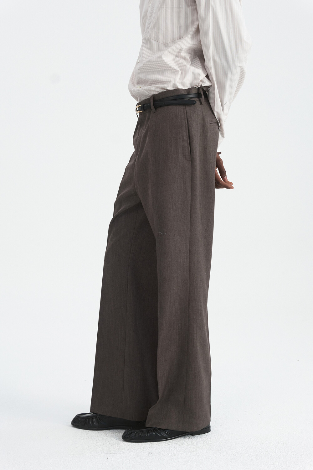 [WINDER] CORE WOOL SEMI-FLARED TROUSERS - MELANGE TAUPE