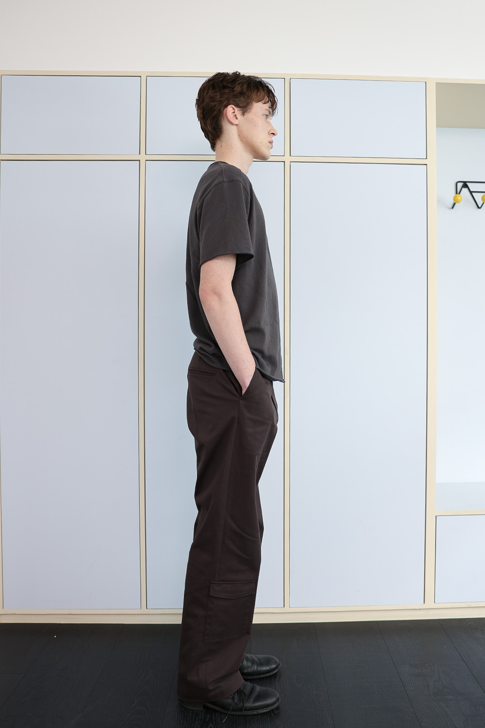 [ANYTIME LOREAK] YUCCA RAW-EDGE HALF KNIT -CHARCOAL