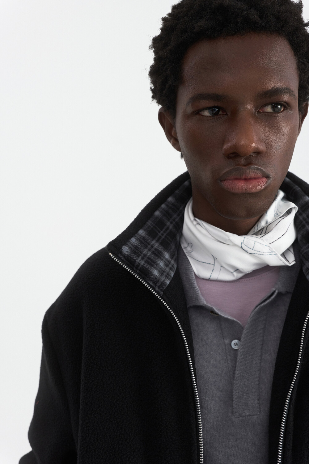 [WINDER] COLLAR CONTRAST FLEECE JUMPER - BLACK