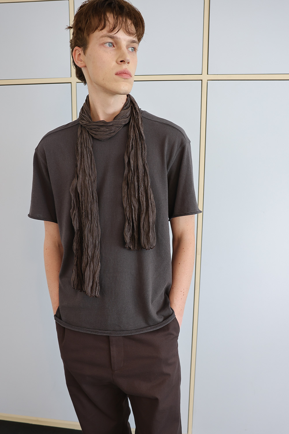 [ANYTIME LOREAK] AGAVE WRINKLE SCARF - BROWN