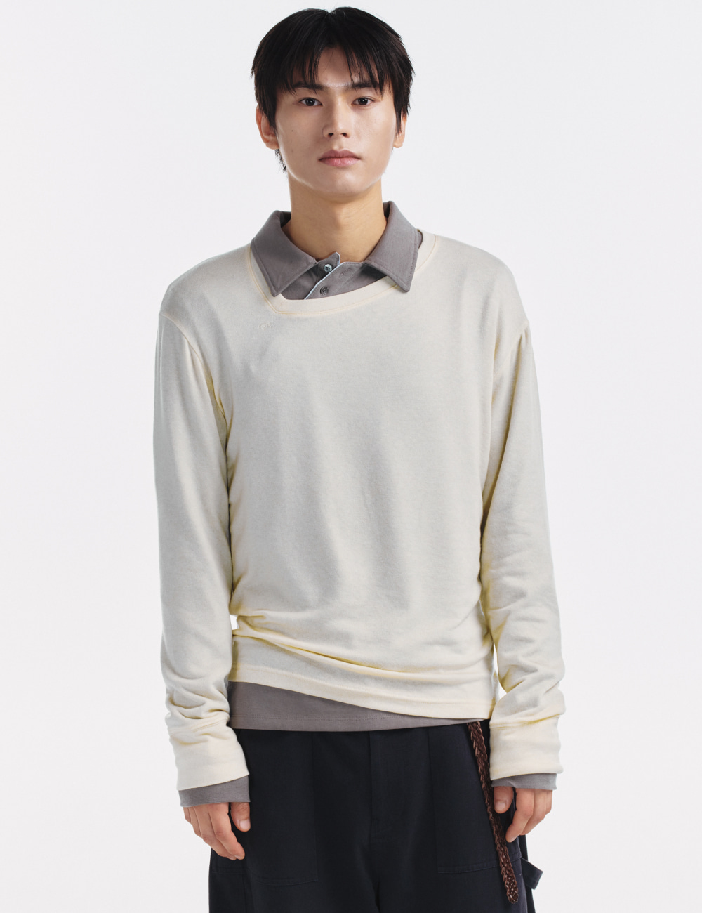 [GEN:RE] Pinched Neck Cut and Sew Wool Knit Light Yellow