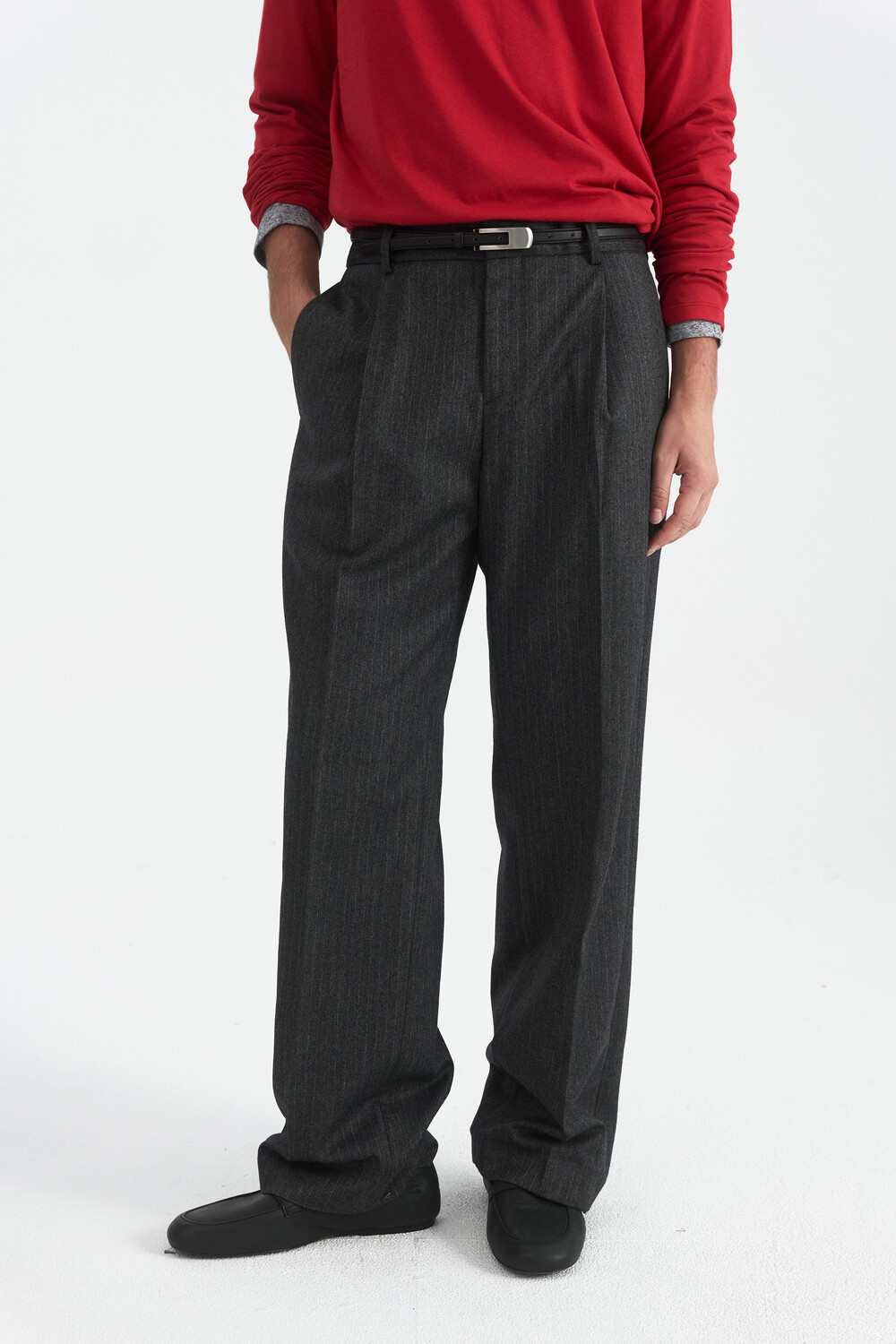 [WINDER] PLEATED WOOL TROUSERS - HARRINGBON CHARCOAL