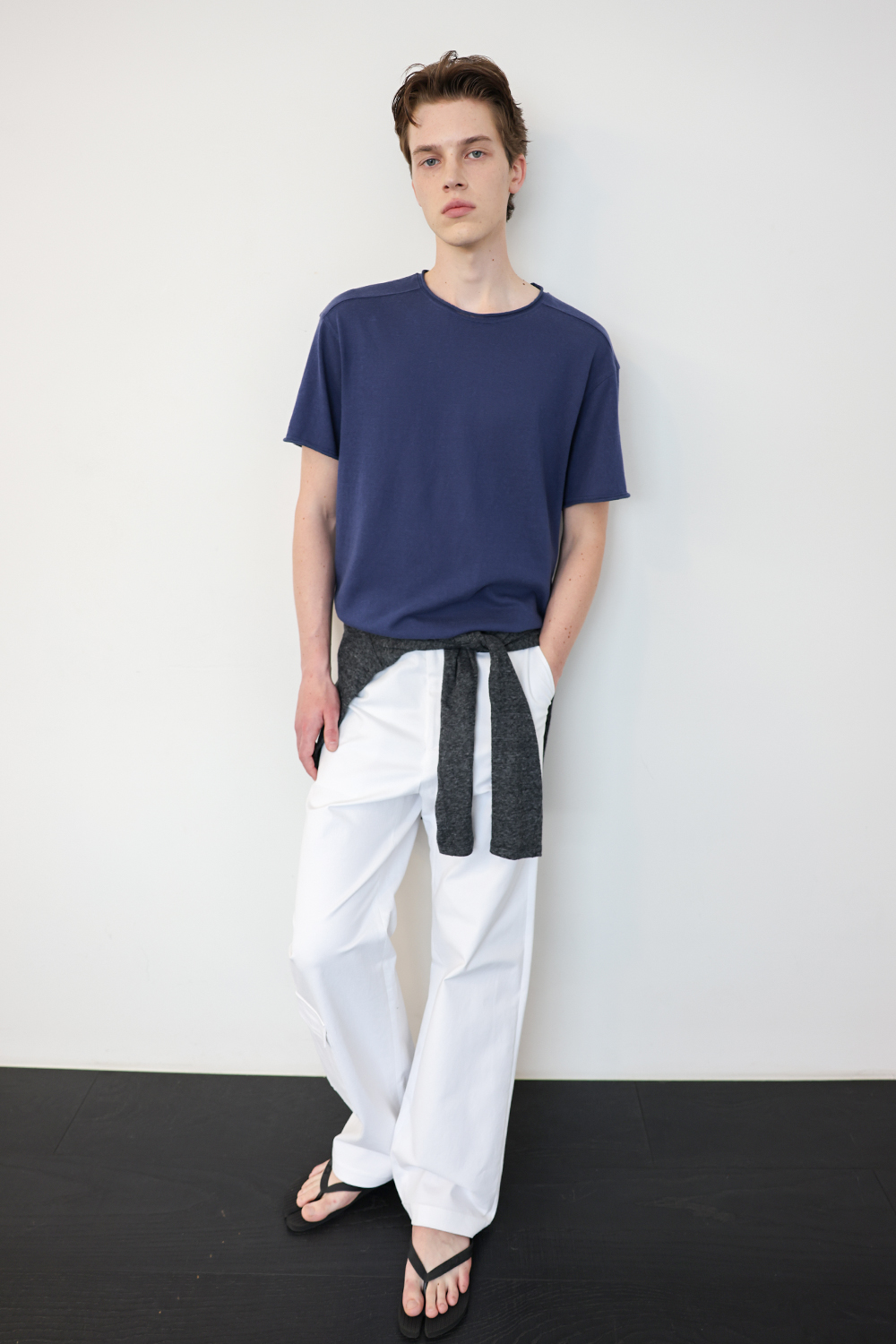 [ANYTIME LOREAK] YUCCA RAW-EDGE HALF KNIT -BLUE