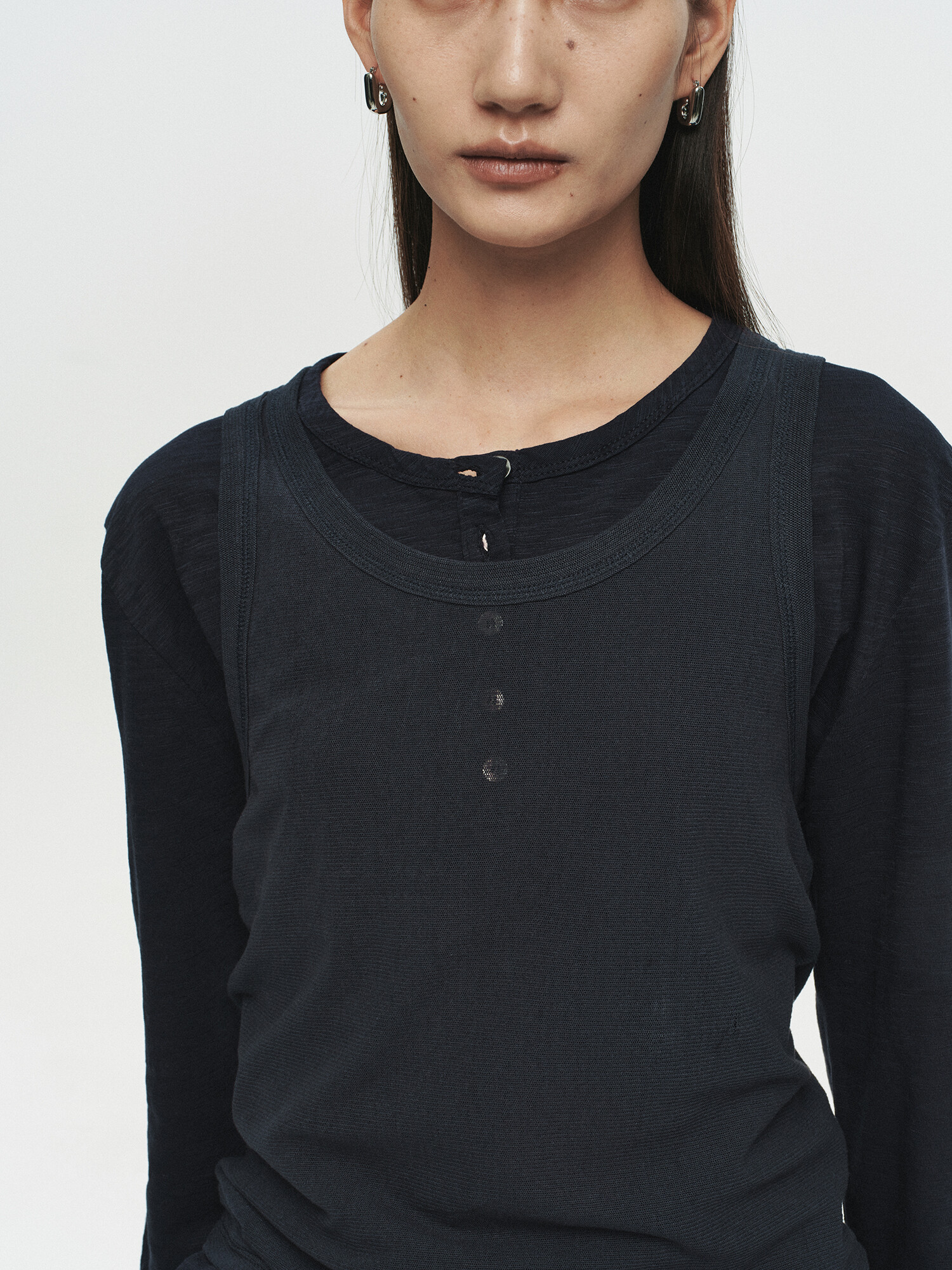[HEUTE] BASE SLUB HENLEY NECK T-SHIRT (NAVY)