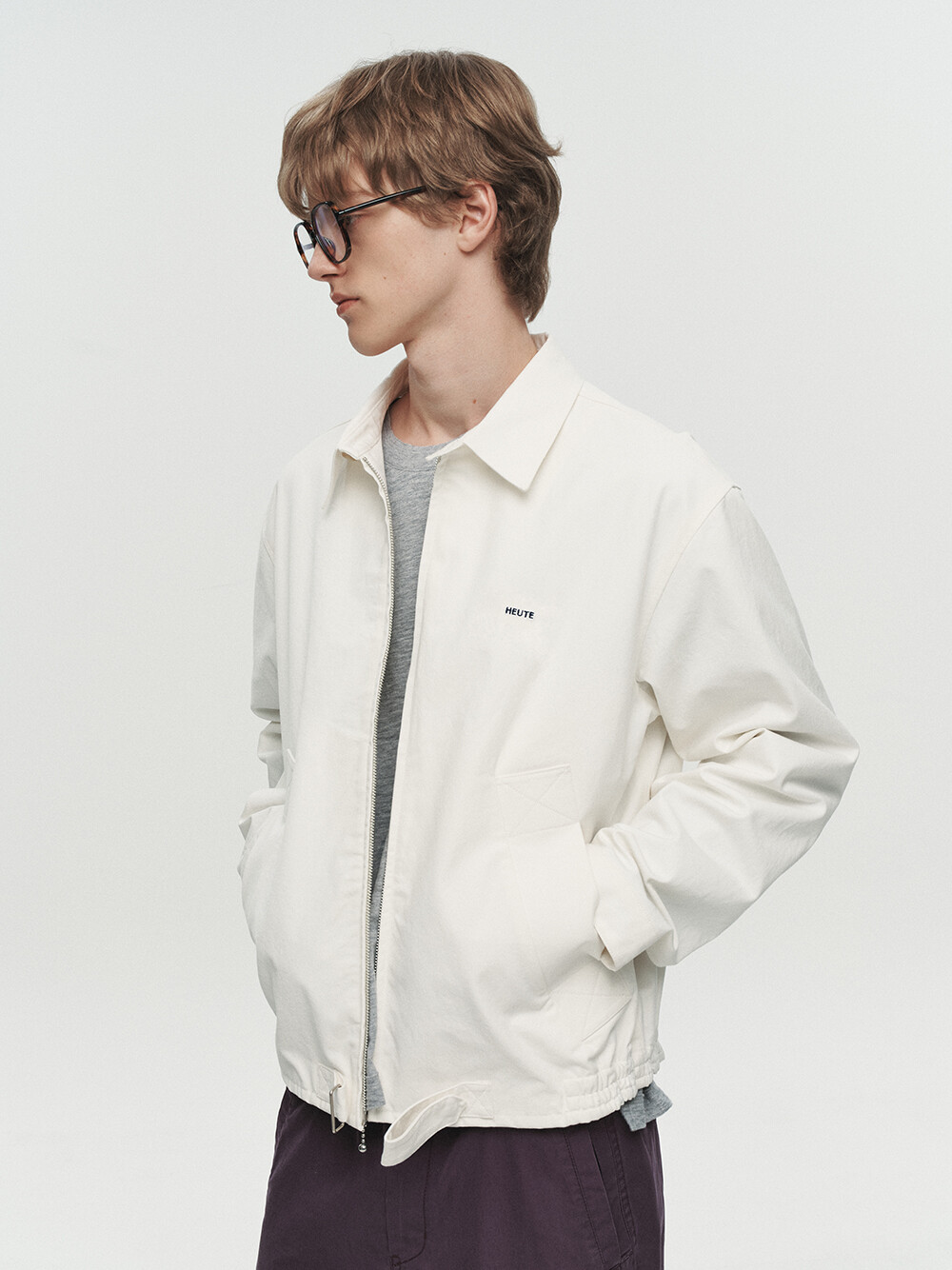 [HEUTE] MARTIN STRUCTURED BOMBER JACKET (OFF WHITE)