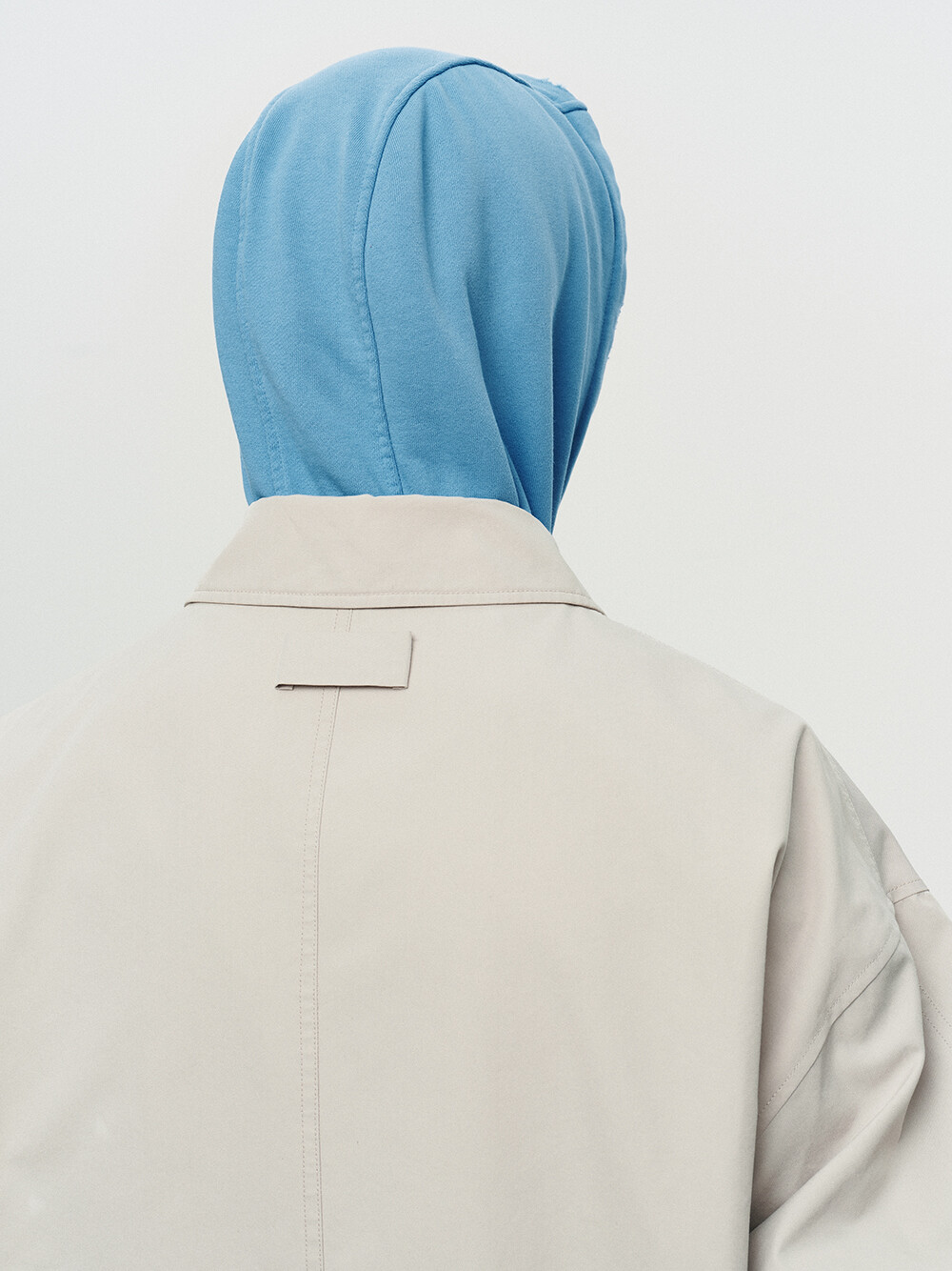 [HEUTE] ORNAMENT BUTTON MAC COAT (GREY)