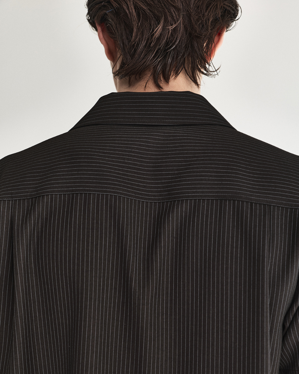 [kineto] Refined Wool Stripe Shirt_Dark Brown