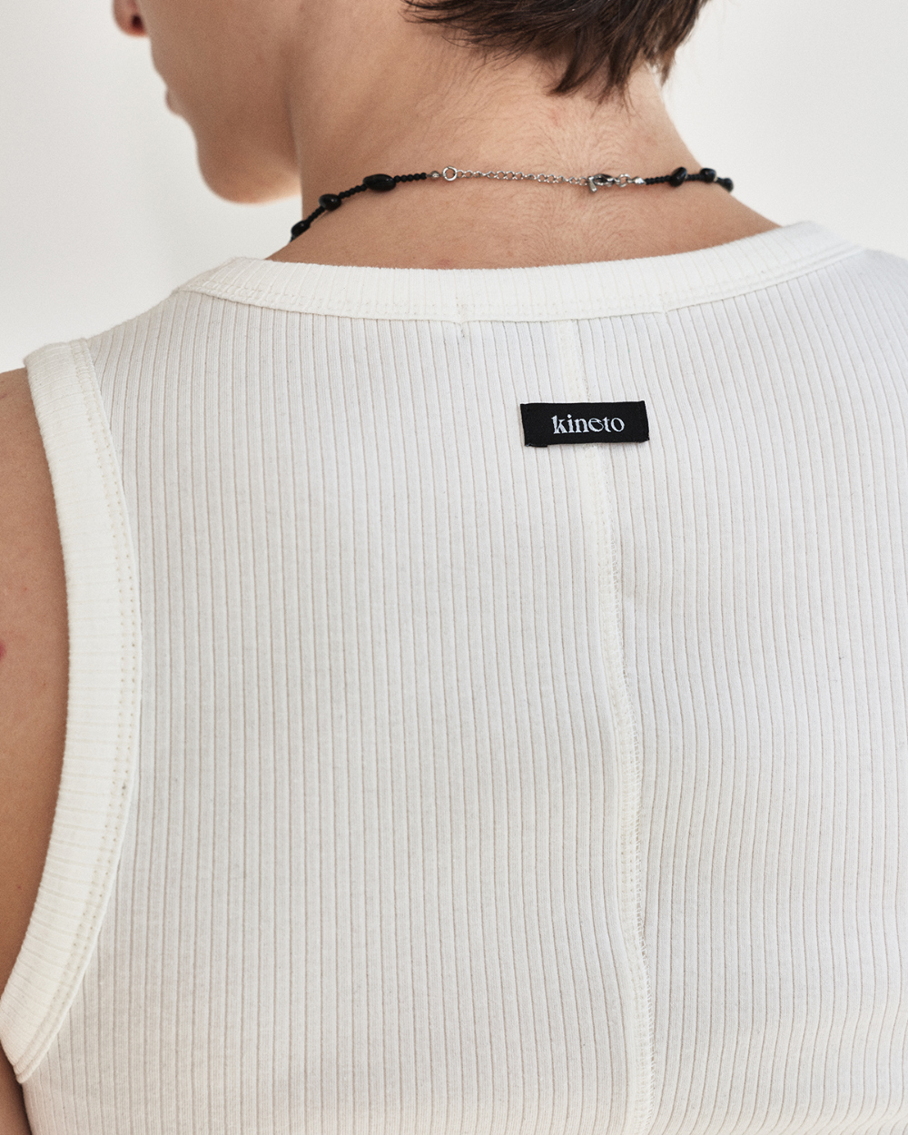 [kineto] Sleek Ribbed Sleeveless Top_White