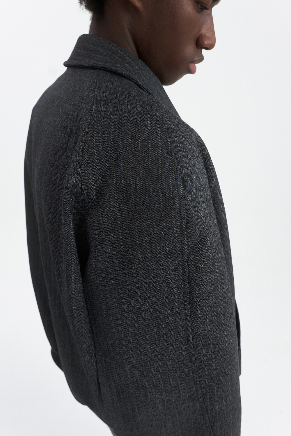 [WINDER] RAGLAN WOOL CROP BLOUSON - HARRINGBONE CHARCOAL