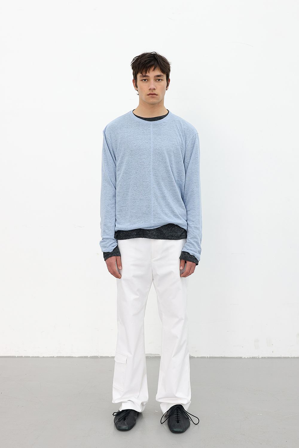 [ANYTIME LOREAK] CAMELLIA LAYERED TEE - SKY BLUE/CHARCOAL