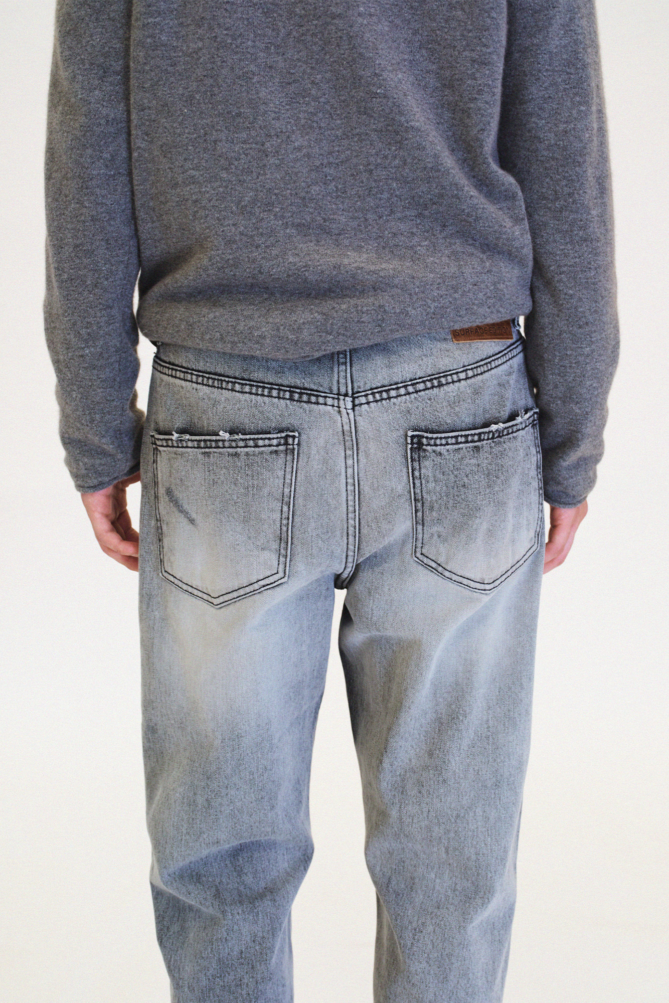 [SURFACE EDITION] STAIN STRAIGHT DENIM PANTS GRAY