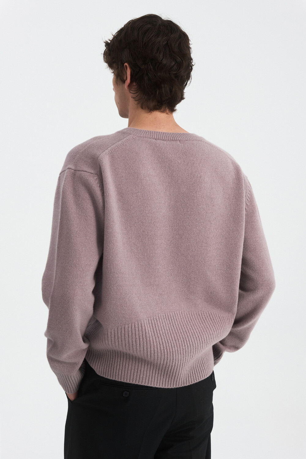 [WINDER] CONTOUR RIB WOOL V NECK SWEATER - MUTED LAVENDER